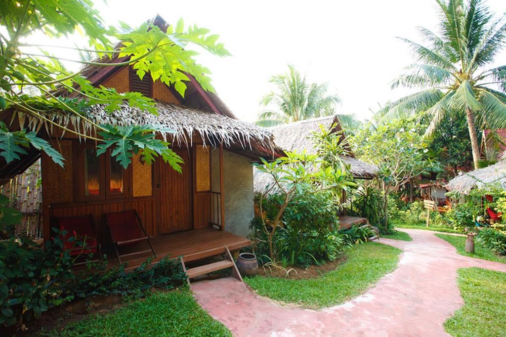 Baan Panburi Village Ko Pha Ngan Room photo